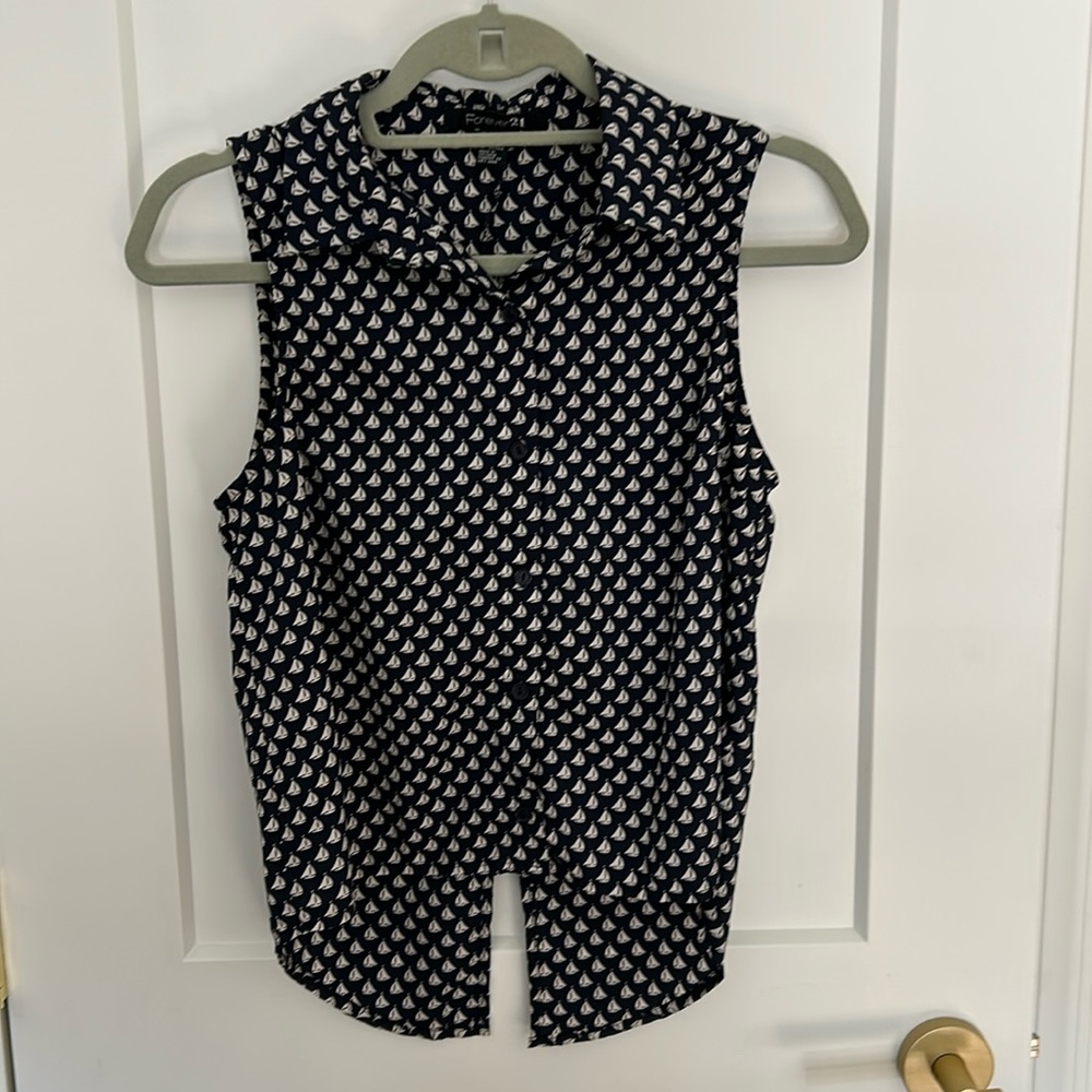 Forever 21 Sleeveless Button Up